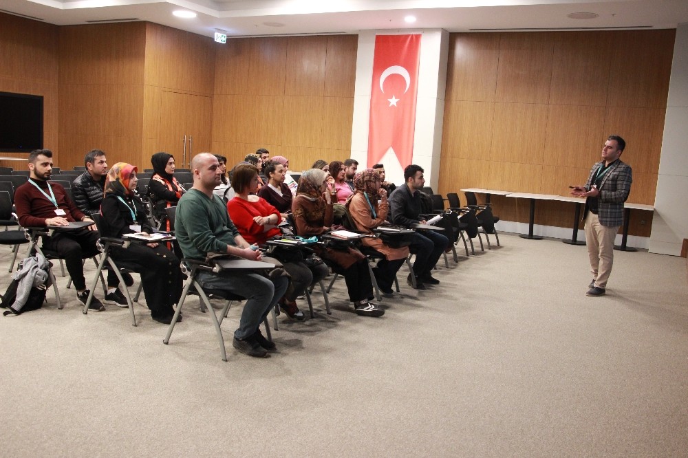 Şehir Hastanesinde Acil Bakım Hemşireliği eğitimi başladı 