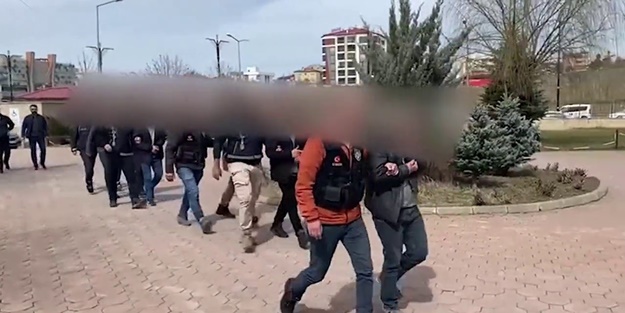 Şehirde zehir tacirlerine büyük darbe