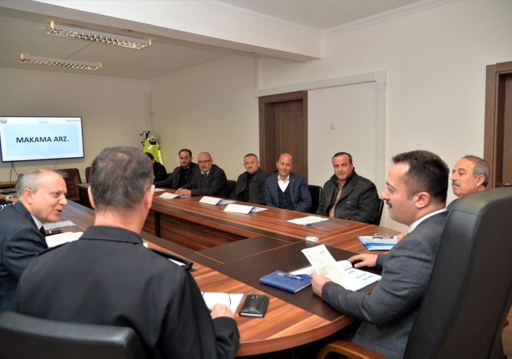 Şehirlerarası yolcu taşımacılığını masaya yatırdılar 