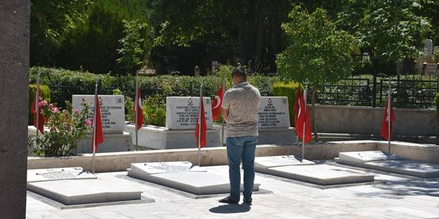 Şehit ailelerinin hüzünlü bayram arifesi