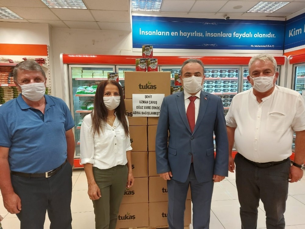 Şehit ailesinden gıda bankasına bağış 