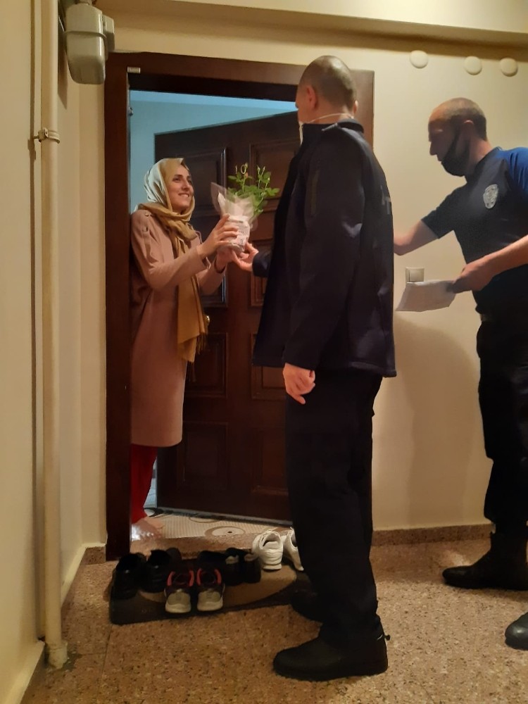 Şehit annelerine 