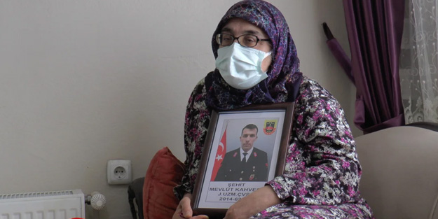 Şehit annesi CHP'yi rezil kepaze etti