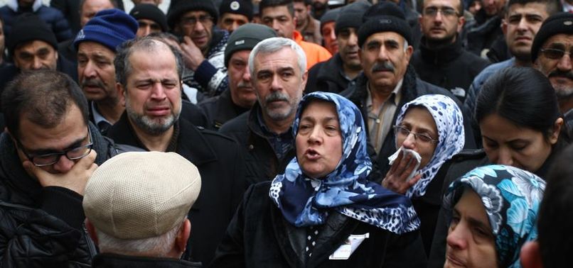 Şehit annesi kahreden detayı anlattı: Oğlum vurulduğunda...