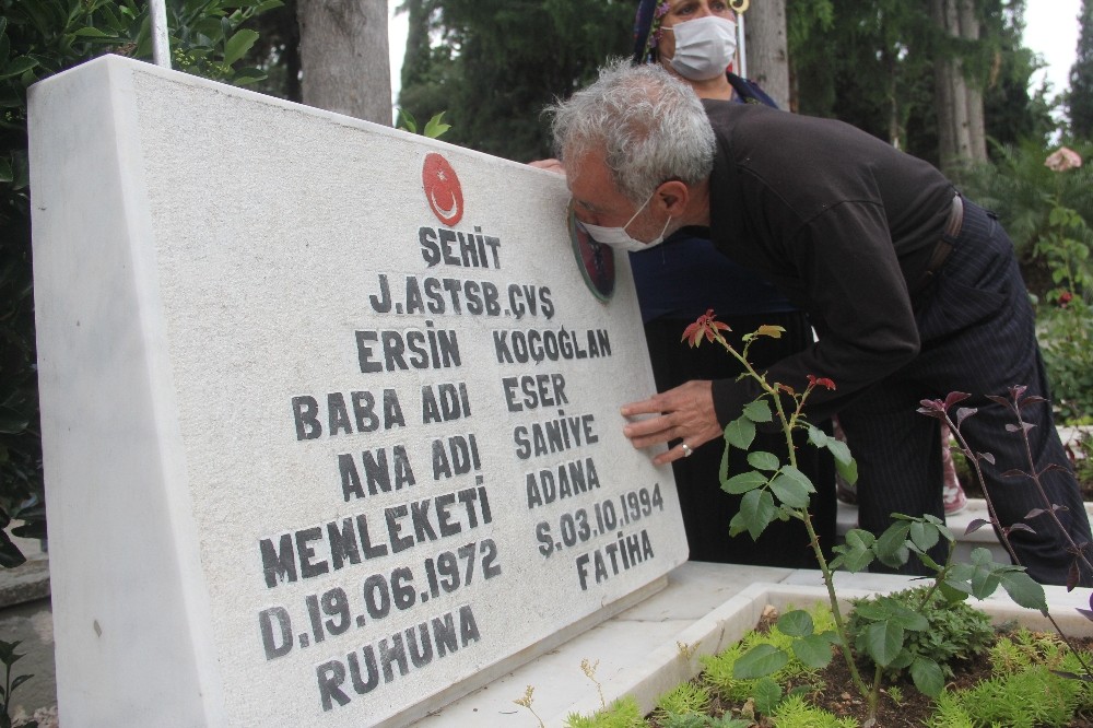 Şehit annesi ve kız kardeşleri yürekleri dağladı 