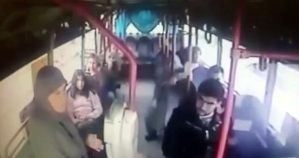 Şehit annesine hakaret eden şoför hakkında ders gibi karar!