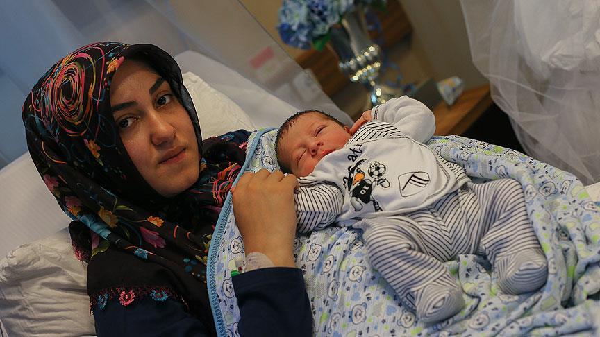 Şehit arkadaşlarına imreniyordu... Şimdi ismi oğlunda yaşayacak