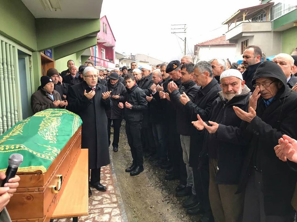Şehit babası evine giderken hayatını kaybetti 