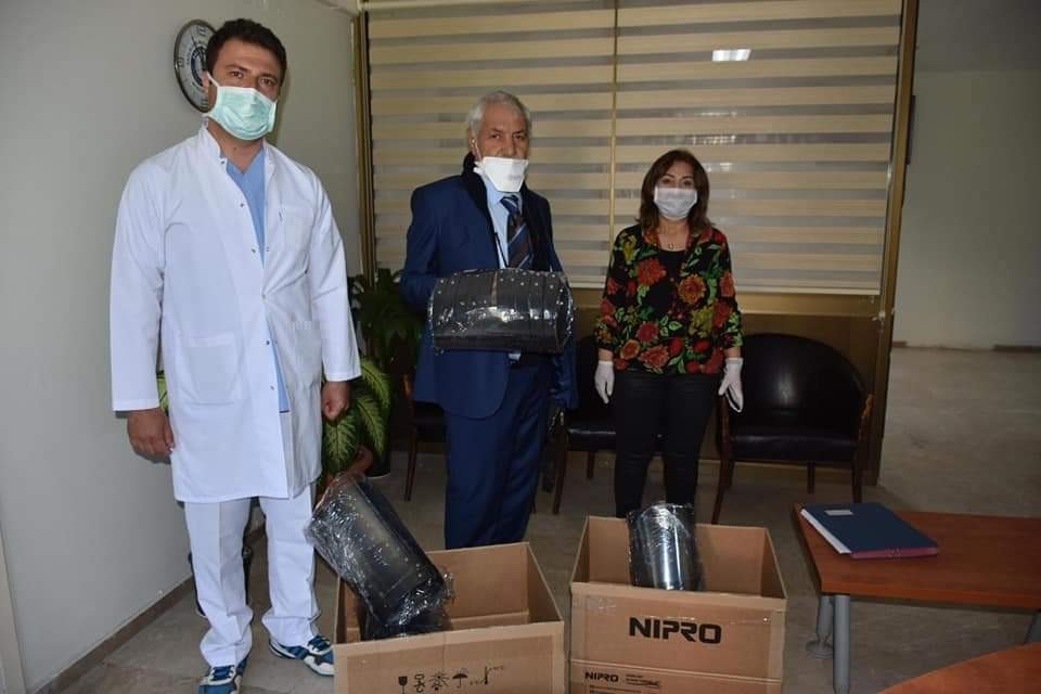 Şehit babasından sağlıkçılara siperlik desteği 