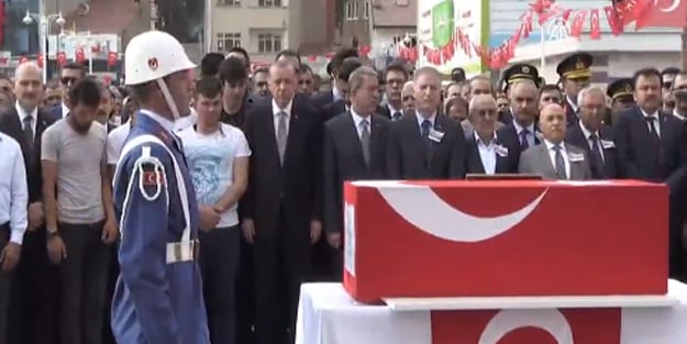 Şehit Bedirhan, annesiyle cennete uğurlandı