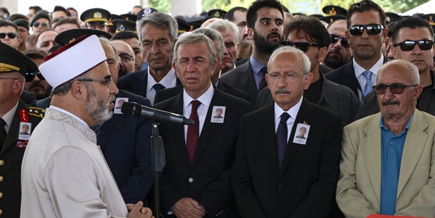 Şehit cenazesinde Kılıçdaroğlu'na tepki: Hangi yüzle buraya geliyorsun?