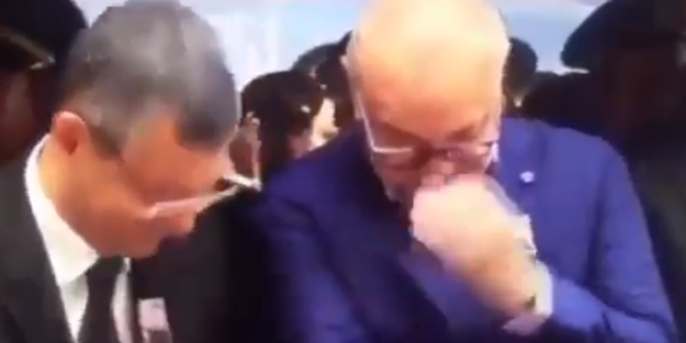Şehit cenazesine katıldılar... CHP'li Özel gülerek sohbet etti