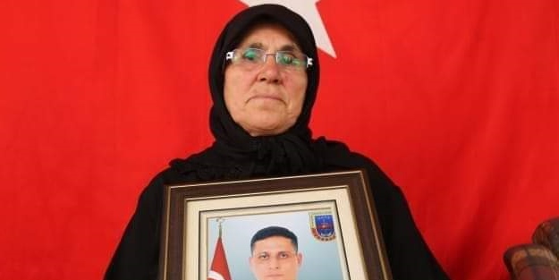 Şehit Ferhat Gedik'in acılı annesi yeniakit.com.tr'ye konuştu: Ölmeden evladımın adını bir caddede gösterin