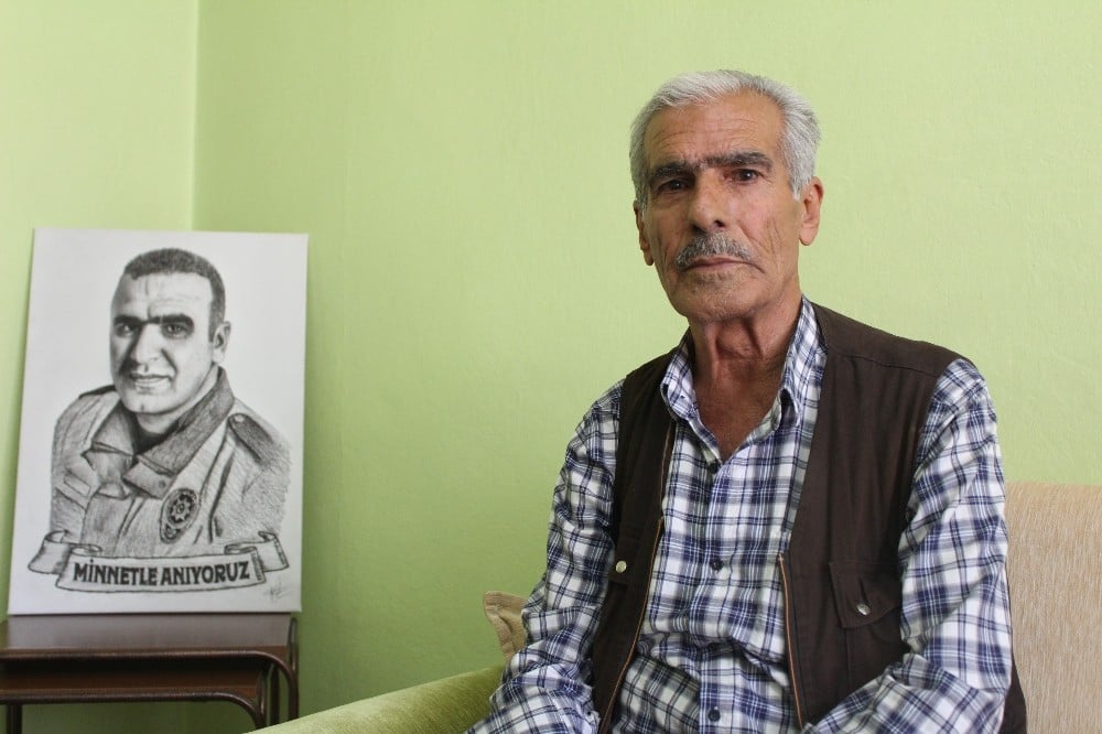 Şehit Fethi Sekin’in babası: “Şehit oğlum üzerinden siyaset yapılmasını doğru bulmuyorum” 