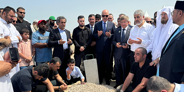 Şehit Haniye'ye son görev! Katar'da toprağa verildi