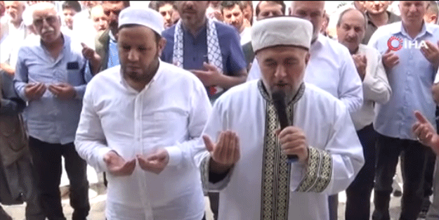 Şehit Hasan Saklanan için Şanlıurfa'da gıyabi cenaze namazı!