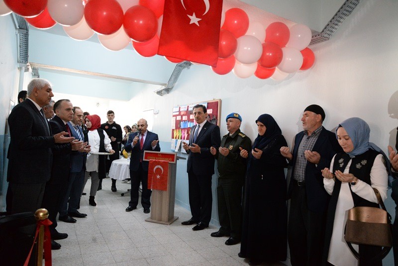 Şehit İlhan Sezer kütüphanesi açıldı 