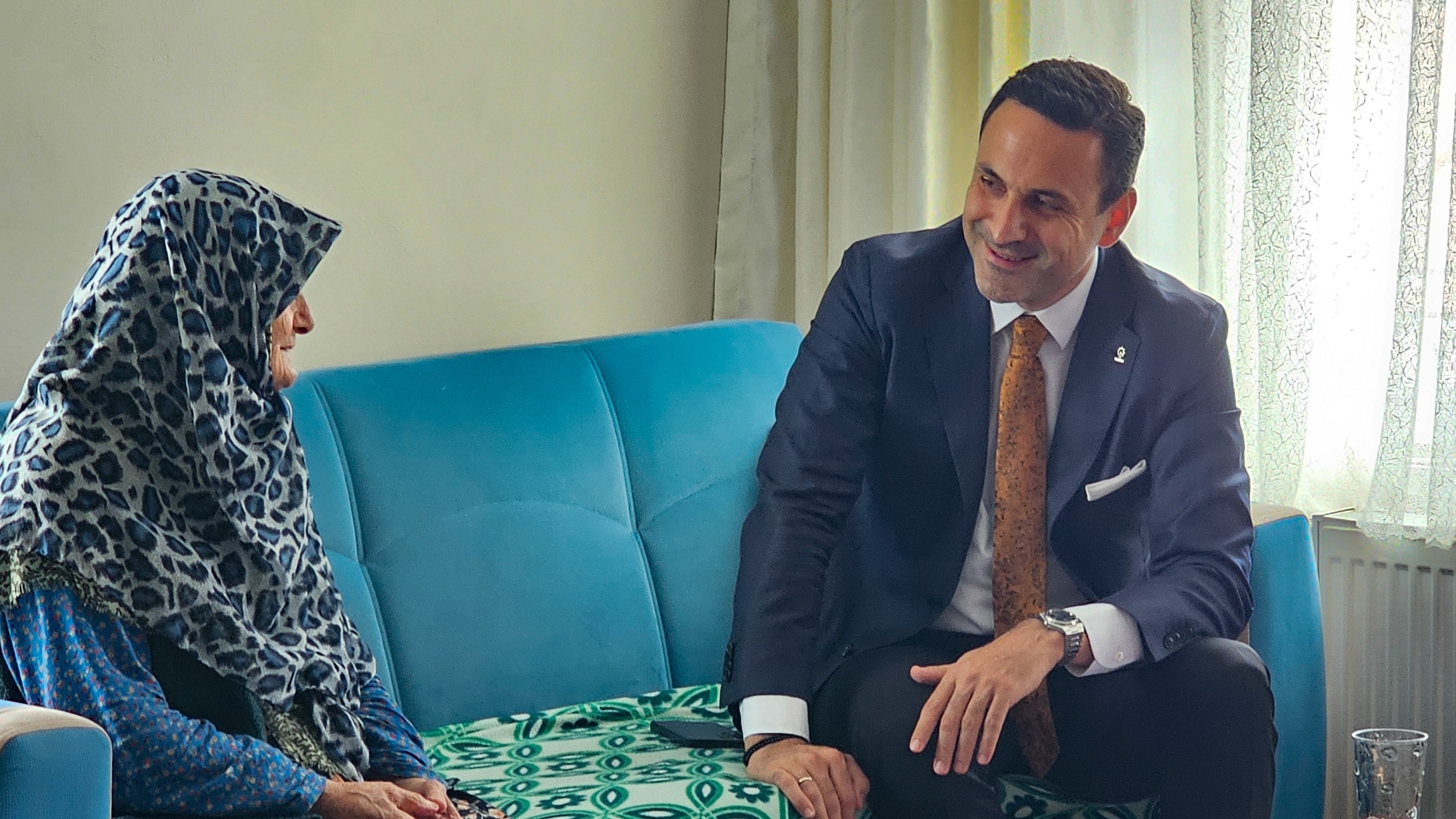 Şehit Kaymakamın annesine ziyaret