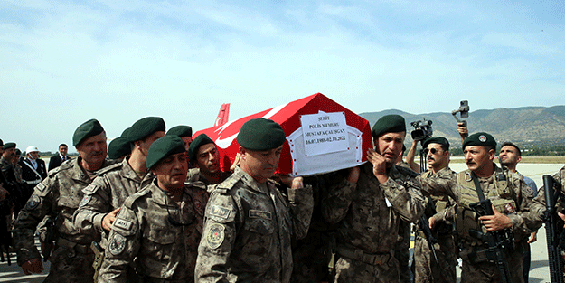  Şehit özel hareket polisi Mustafa Çalışgan'ın cenazesi Tokat'a getirildi