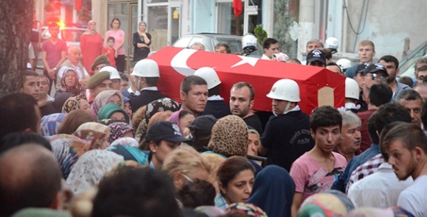 Şehit polis memuru Arslan son yolculuğuna uğurlandı
