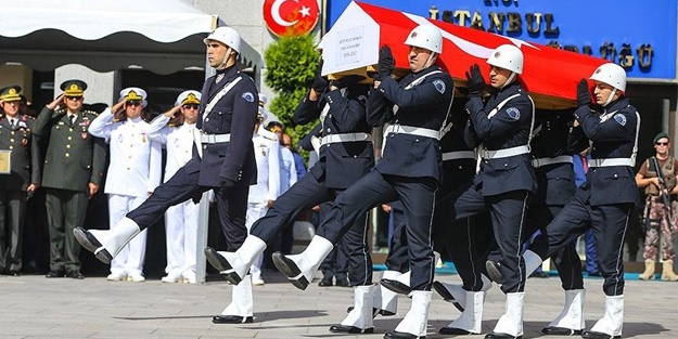 Şehit polis memuru son yolculuğuna uğurlandı