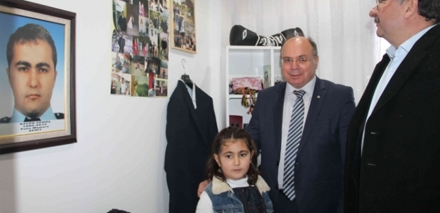 Şehit polisin kızının sözleri yürekleri dağladı!