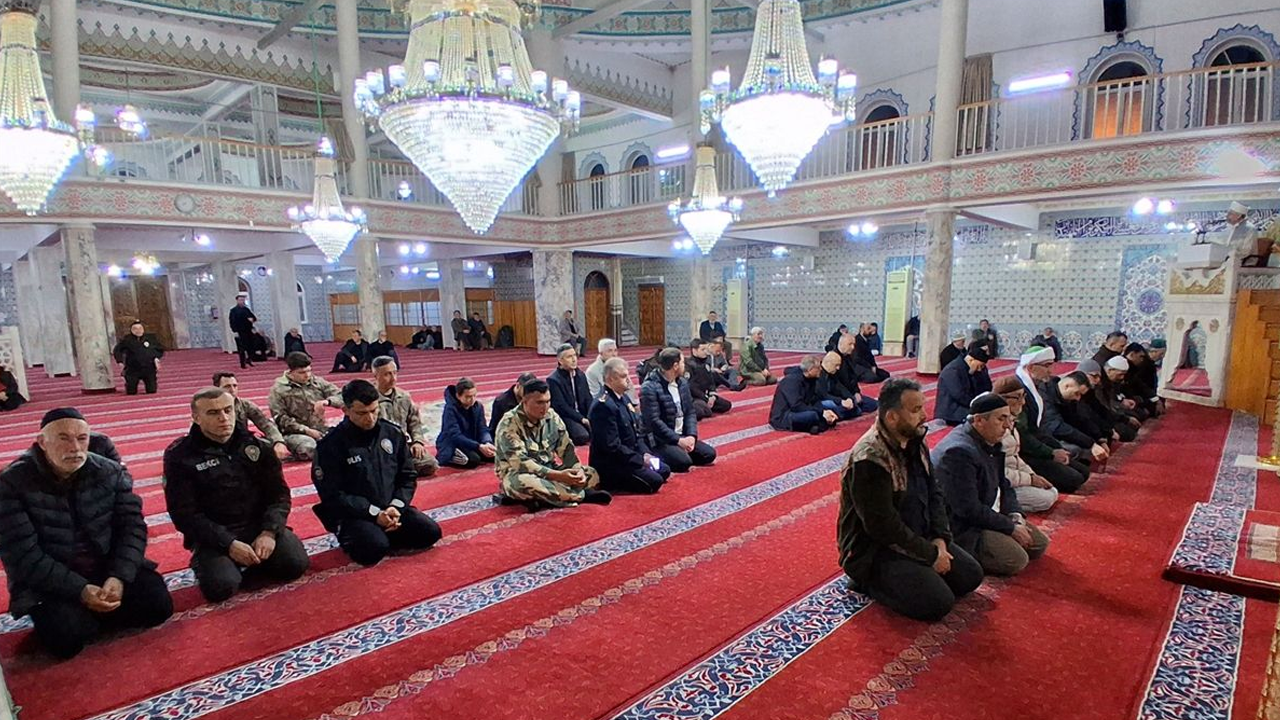 Şehit polisler için mevlit okutuldu