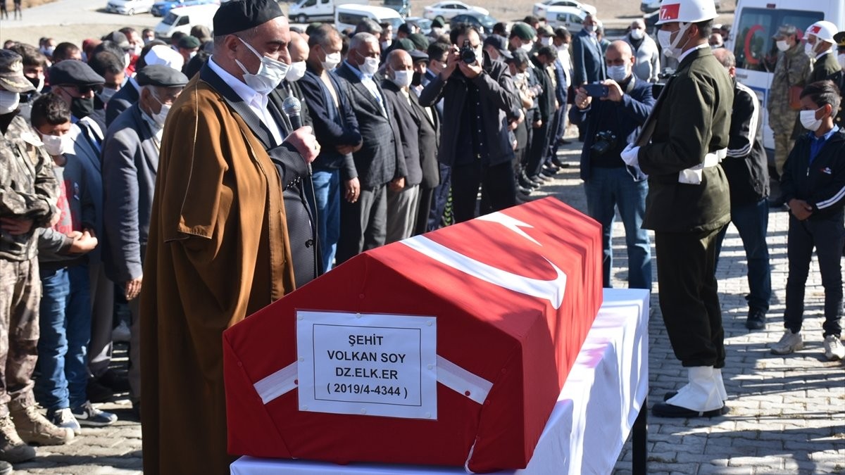Şehit Soy toprağa verildi
