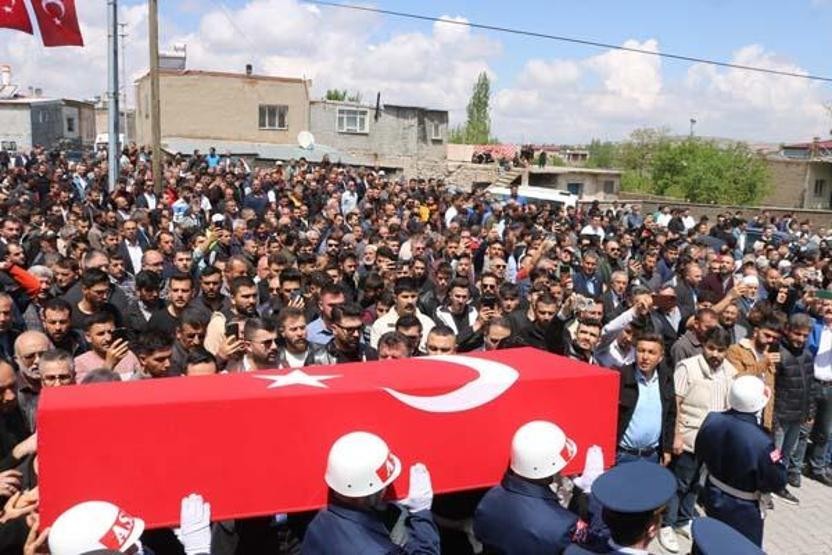 Şehit uzman çavuş, son yolculuğuna uğurlandı