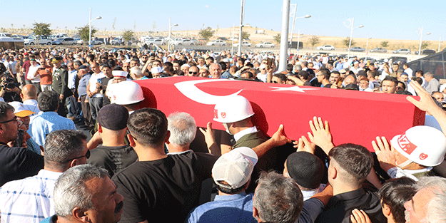 Şehit uzman çavuşun görevi başındaki görüntüleri duygulandırdı!