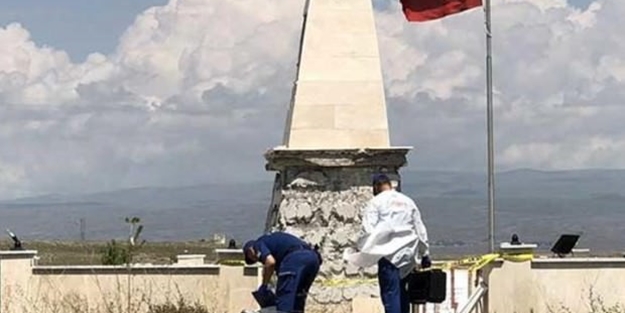 Şehitler anıtına alçak saldırı!