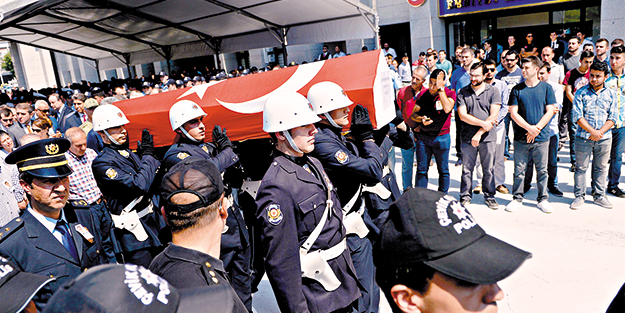 Şehitlere son görev