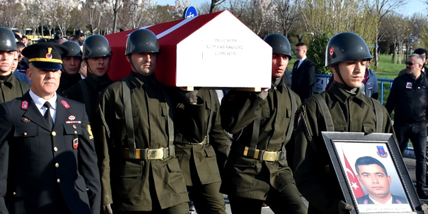 Şehitler son yolculuğa uğurlandı