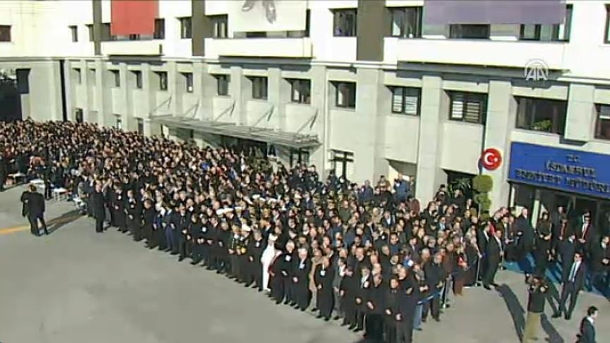 Şehitlerimiz için ilk tören düzenlendi