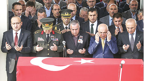 Şehitlerimizi uğurladık