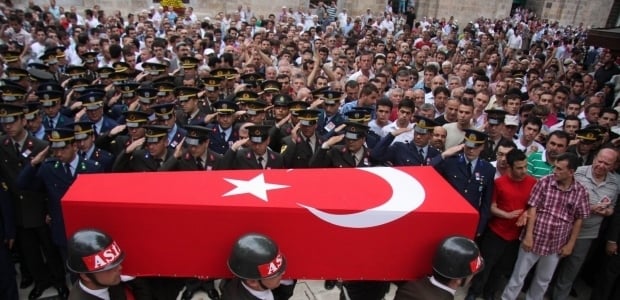 Şehitlerimizi uğurluyoruz