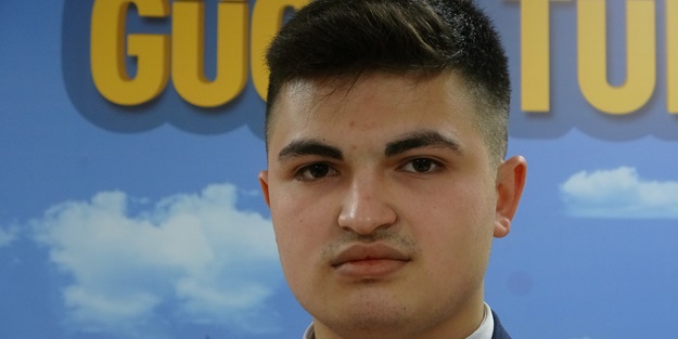 Şehrin en genç milletvekili aday adayı oldu