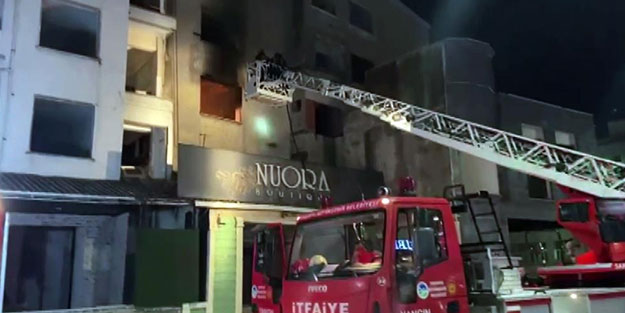 Şehrin göbeğinde korkutan yangın