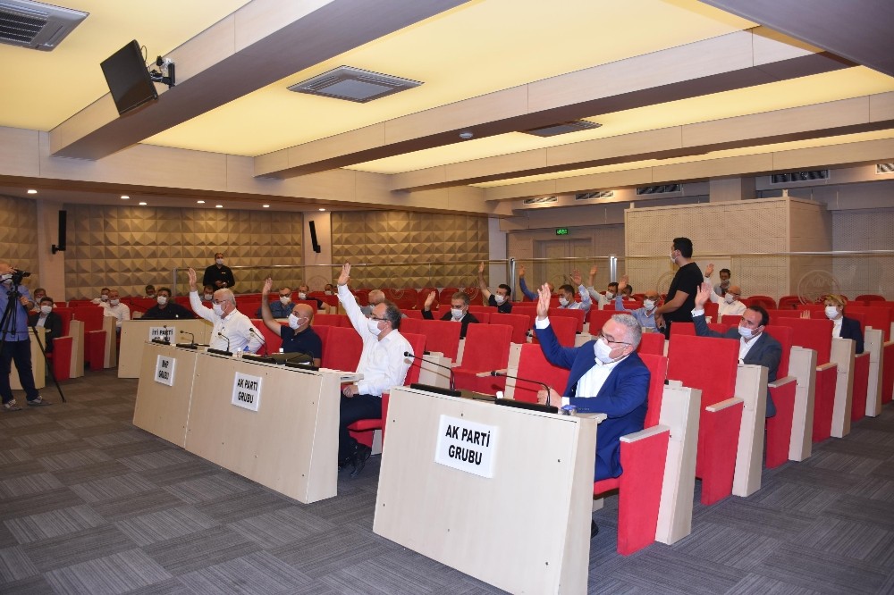 Şehzadeler’de encümen ve komisyon üyeleri belirlendi 