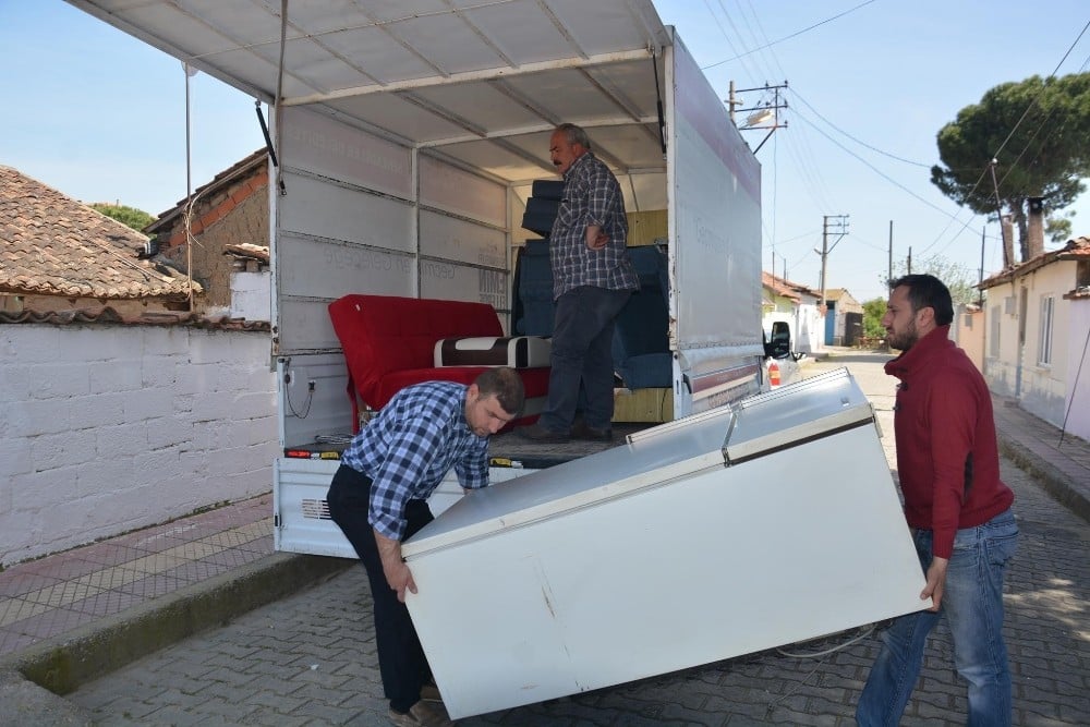 Şehzadeler’in ’Atma Paylaş’ projesi gönül köprüsü kuruyor 