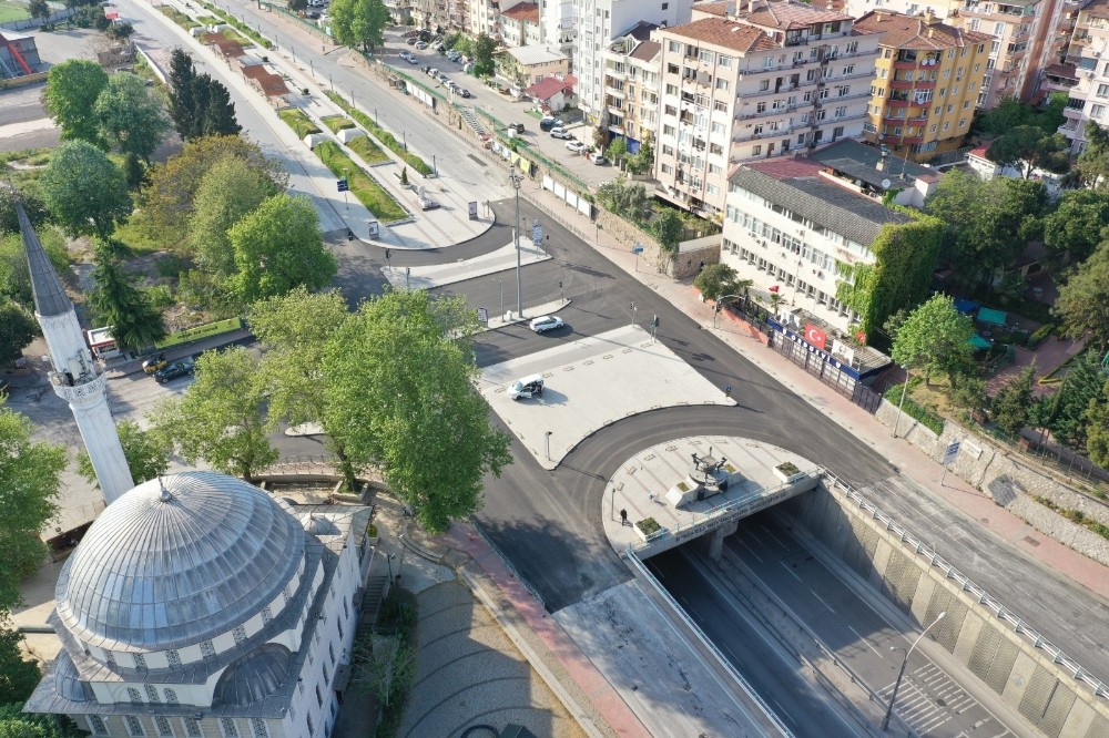 Seka Tüneli üzerindeki kavşak asfaltlandı 