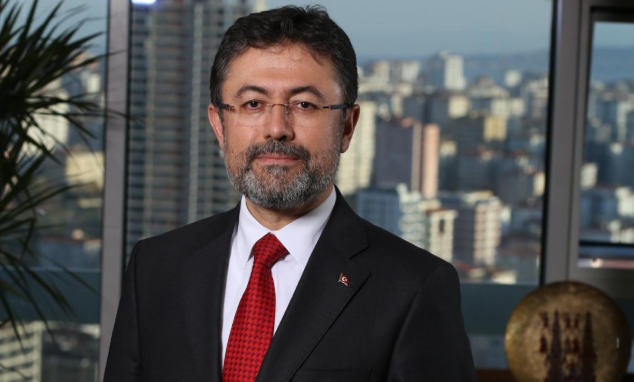 “Şeker fabrikaları peşkeş çekildi. Şeker ithal eder olduk.” Manşetleri atanlara bakandan hodri meydan