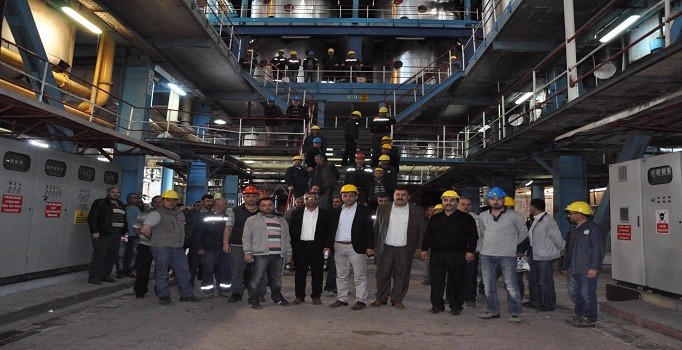 Şeker Fabrikası çalışanları fazla mesai eylemine başladı