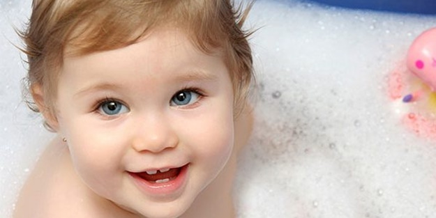 Sekiz aylık bebeğin gelişim özellikleri