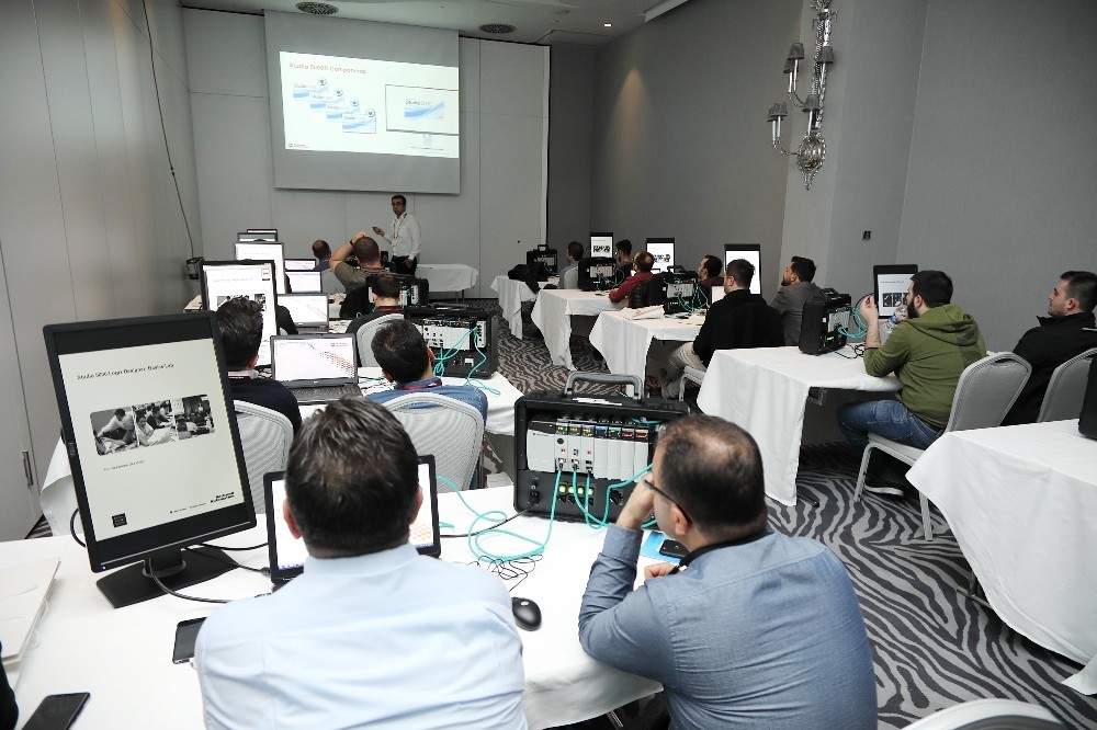 Sektör profesyonelleri ‘Innovation & Technology Forum’unda bir araya geldi 