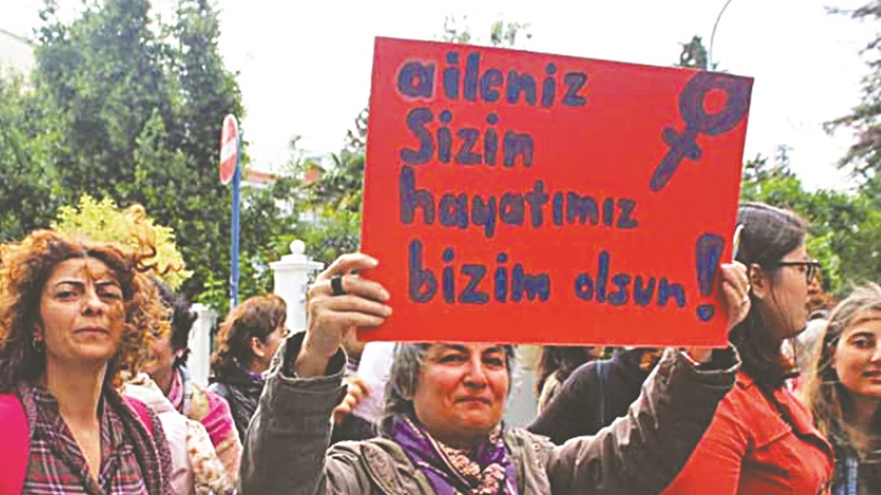 Seküler yobazları aile sancısı tuttu