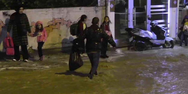 Sel felaketi: Siirt'i kuvvetli sağanak vurdu!