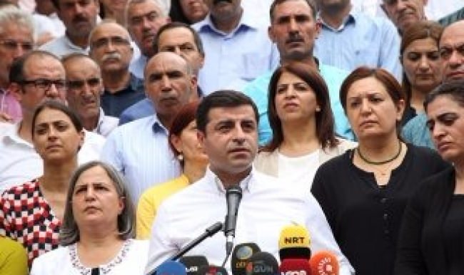Selahattin Demirtaş Güney Afrika'ya gidiyor