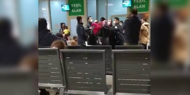 Selamını almayan doktorun üzerine yürüyüp hastaneyi birbirine kattı!