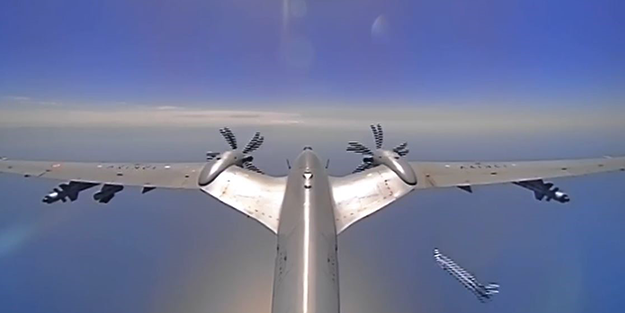 Selçuk Bayraktar paylaştı: Akıncı ortalığı birbirine kattı